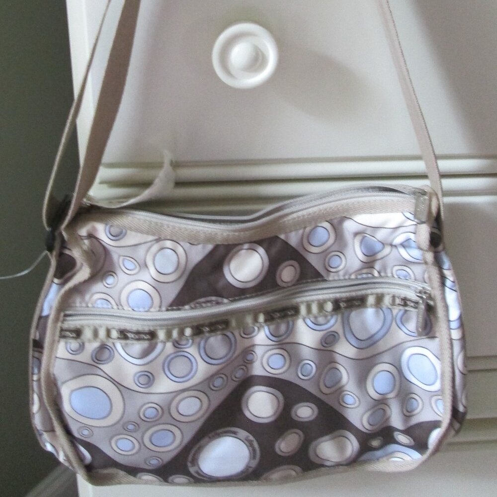 LeSportSac Purse/Shoulder Bag/Crossbody Bag